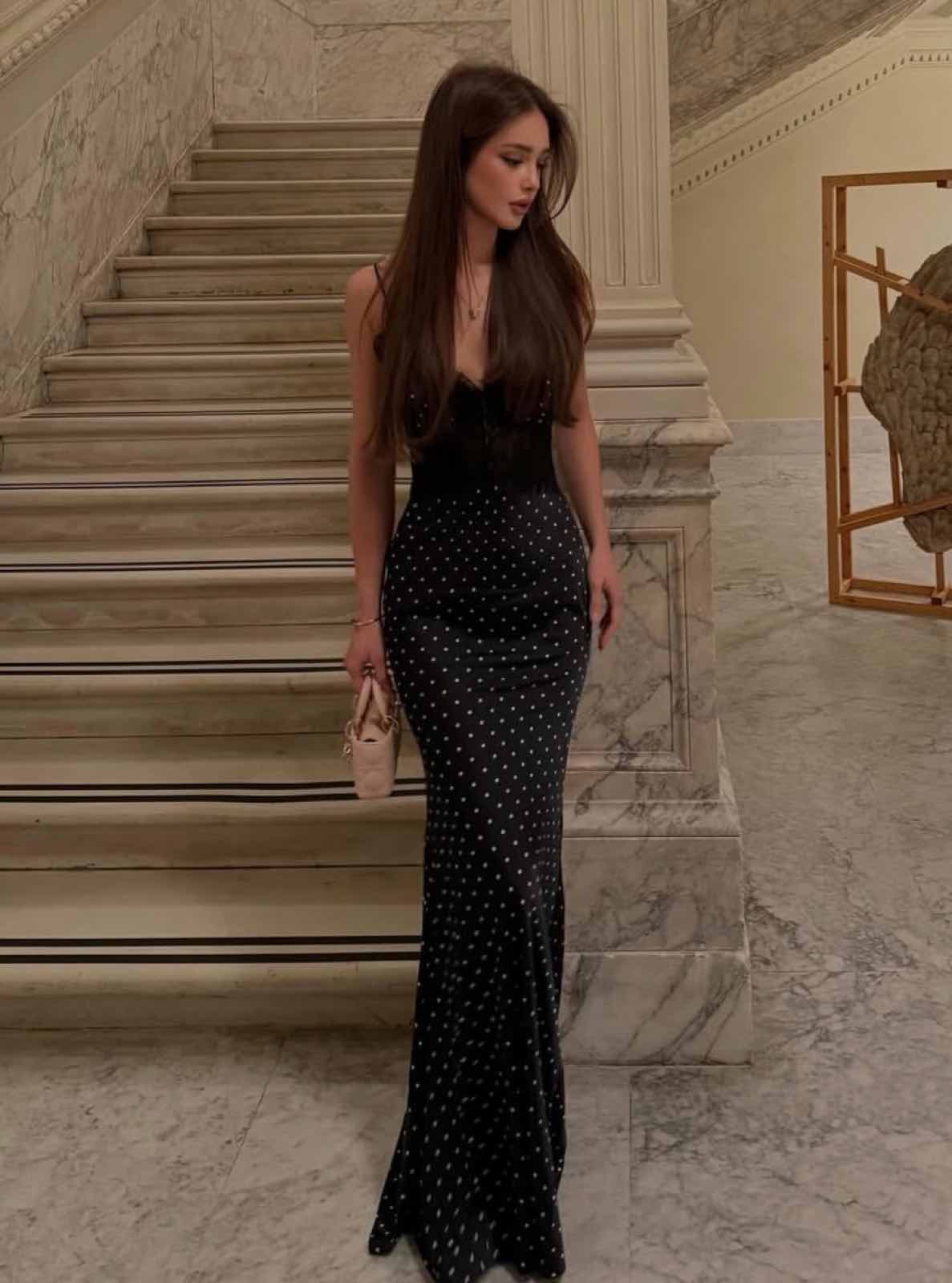 Escort in Paris, Luxury escort in Paris, Elite escort Paris, russian girls in paris, VIP escort in Paris, Elite escort in Paris, high class escort Paris