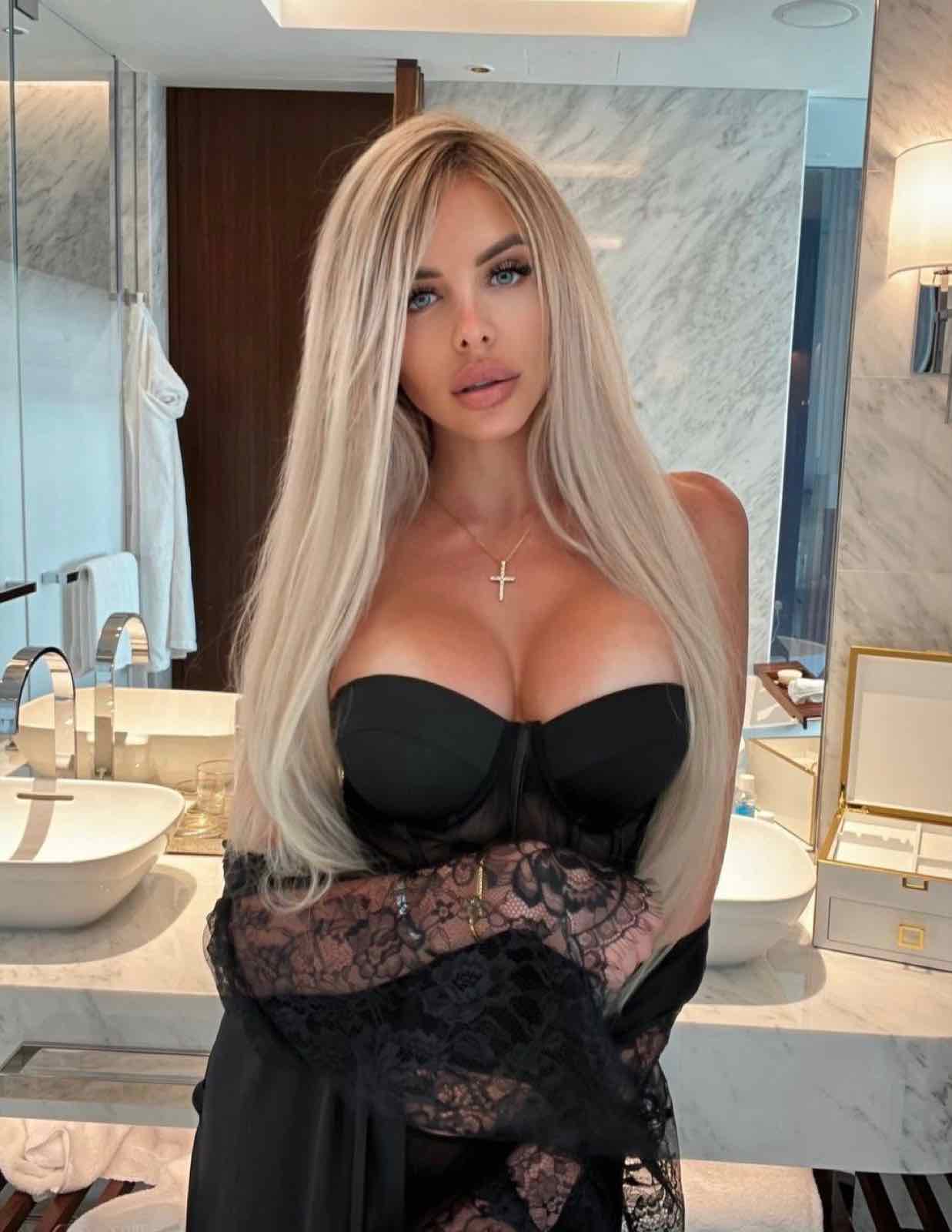 Escort in Paris, Luxury escort in Paris, Elite escort Paris, russian girls in paris, VIP escort in Paris, Elite escort in Paris, high class escort Paris