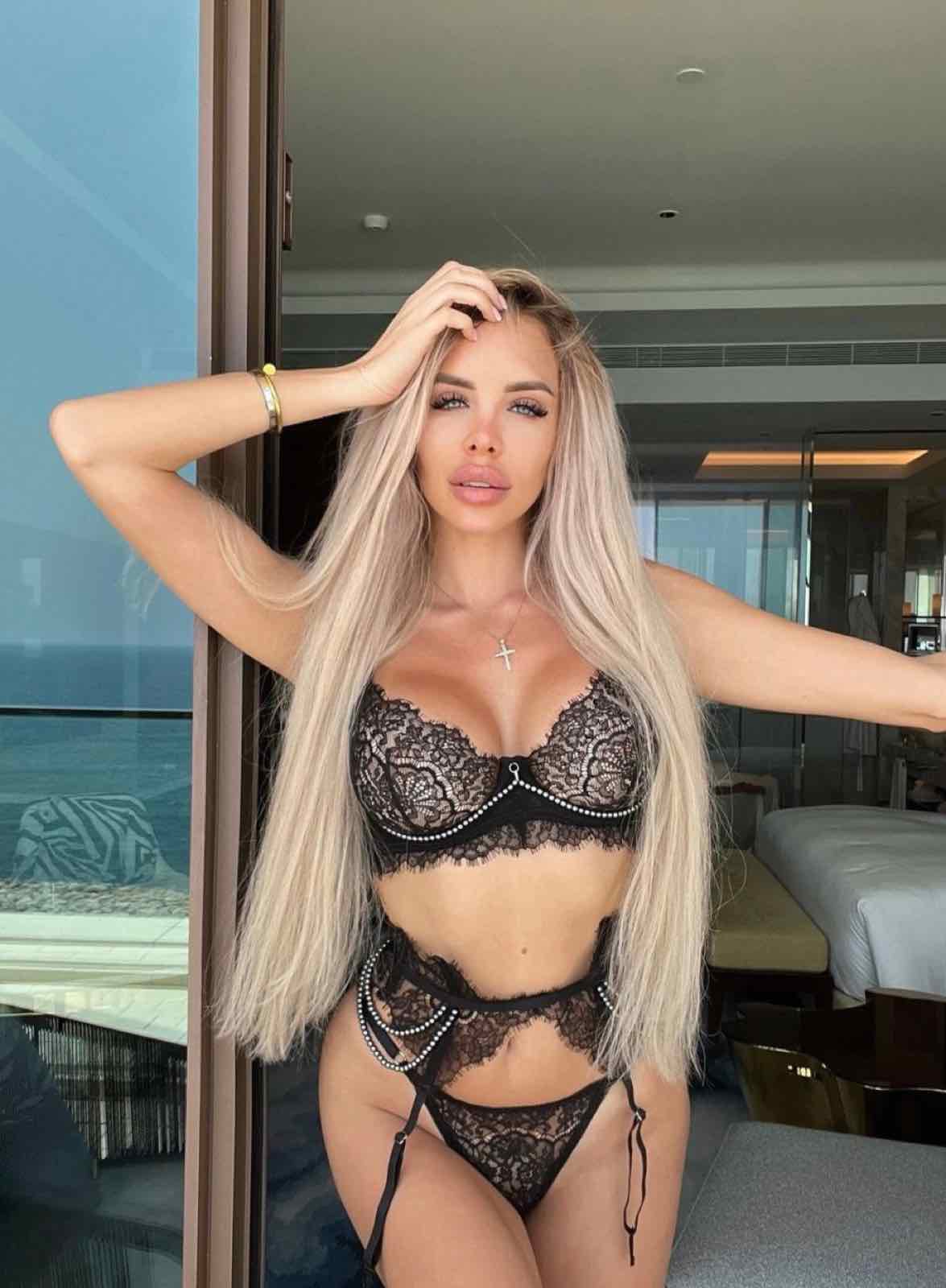 Escort in Paris, Luxury escort in Paris, Elite escort Paris, russian girls in paris, VIP escort in Paris, Elite escort in Paris, high class escort Paris