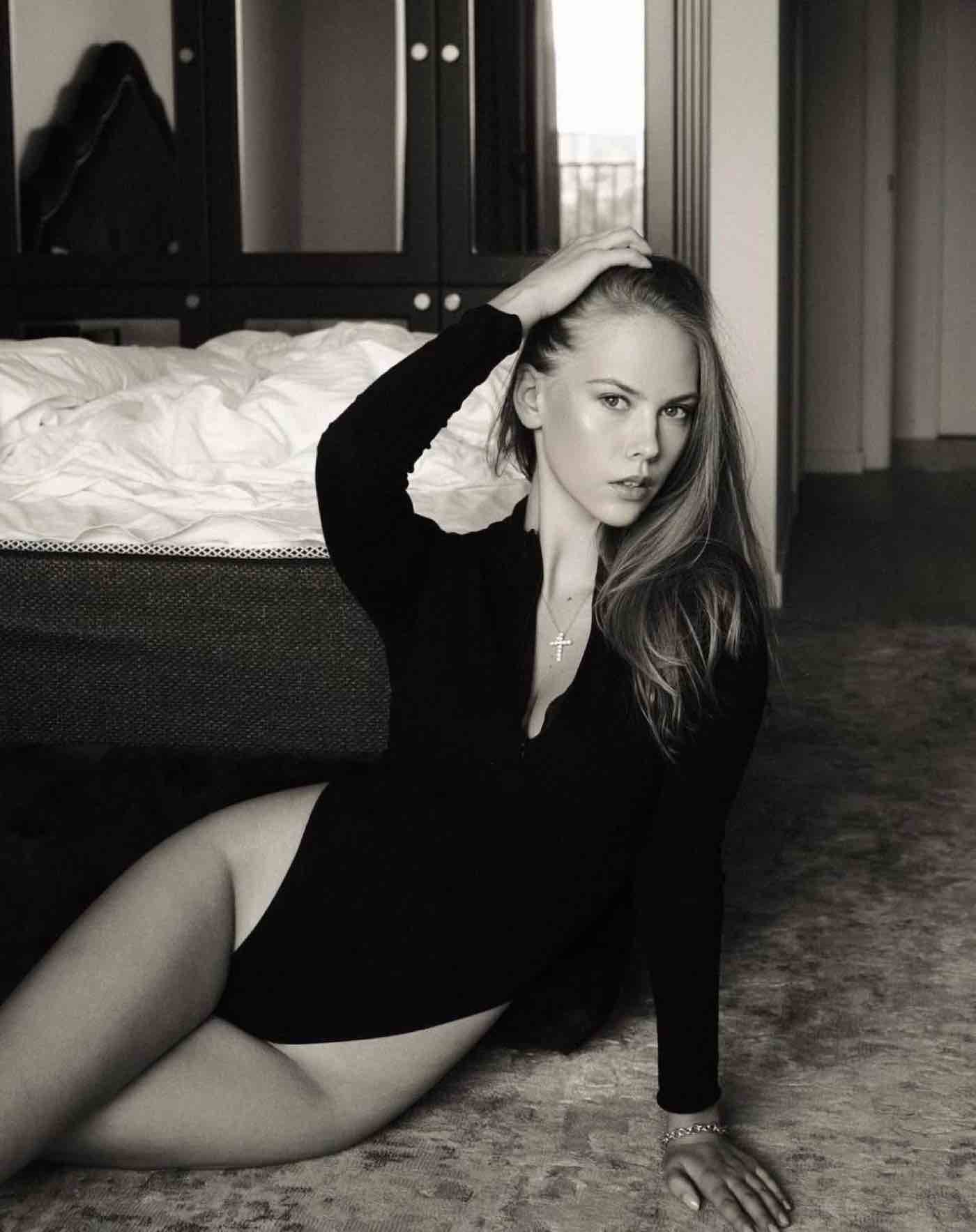 Escort in Paris, Luxury escort in Paris, Elite escort Paris, russian girls in paris, VIP escort in Paris, Elite escort in Paris, high class escort Paris