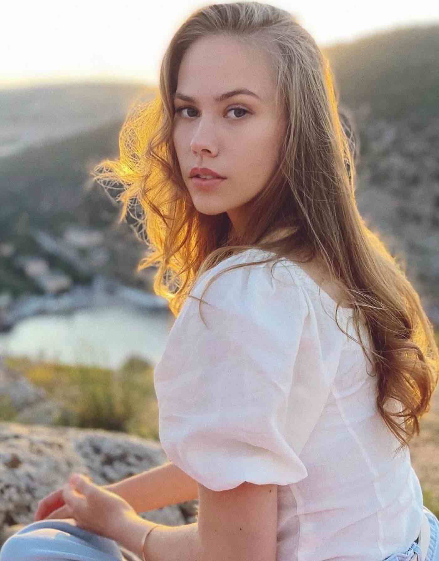 Escort in Paris, Luxury escort in Paris, Elite escort Paris, russian girls in paris, VIP escort in Paris, Elite escort in Paris, high class escort Paris